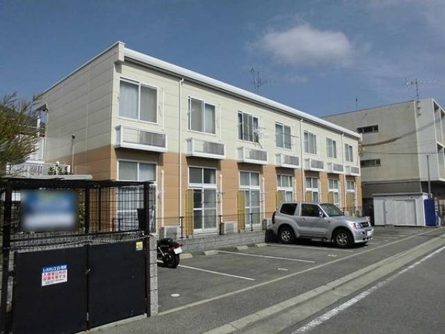 レオパレスＥｓｔｉｎａｌ外観写真1