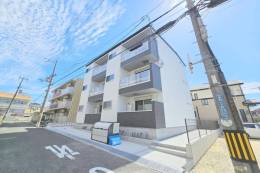 Villa　41　YAMATE　SUITA外観写真