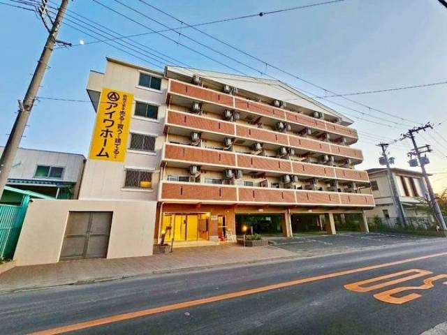 ラ・エスポワール外観写真1