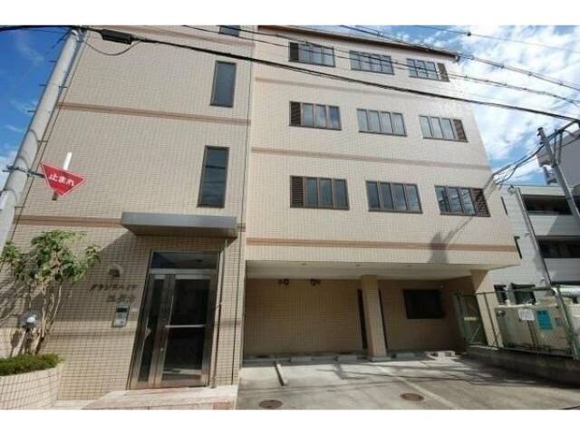 グランドハイツユタカⅠ外観写真1