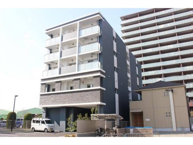 グランブルー高槻外観写真2