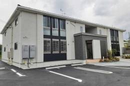 アースガーデン外観写真