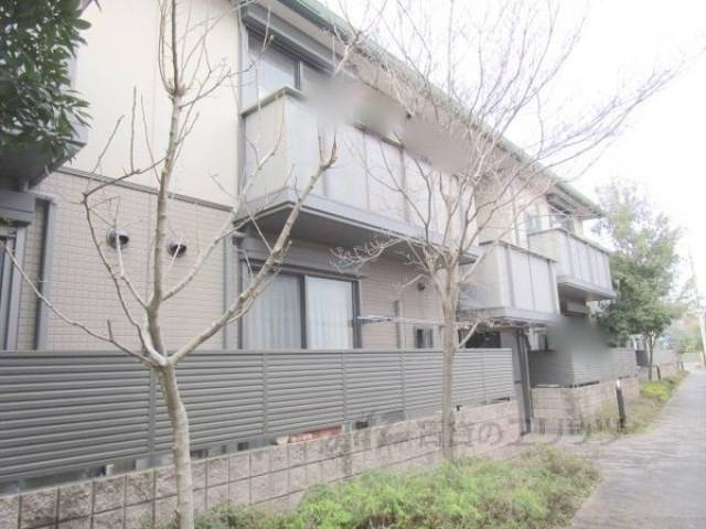 グリーンコート上牧外観写真2