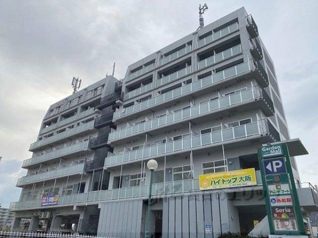 グランヴァレー彩都外観写真1