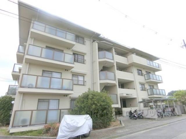 尾勝山ハイツ外観写真2