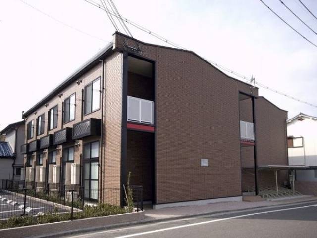 レオパレスＴＮ壱番館外観写真1