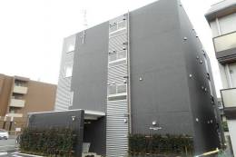 イーストブルー外観写真