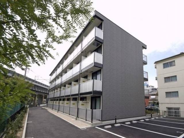 レオパレストルテュー外観写真1