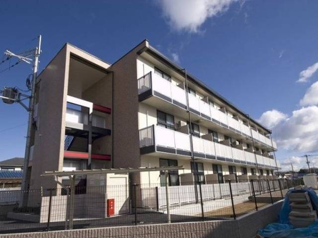 レオパレス銀河外観写真1