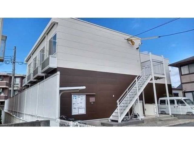 レオパレスＰＯＬＡＲＩＳ外観写真2