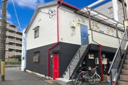 スカイメゾン総持寺外観写真