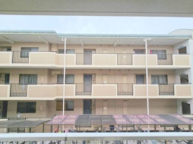 エミネンス千里外観写真2