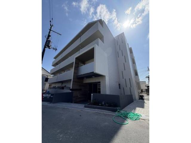 ファーストフィオーレ吹田ウインズテラス外観写真3