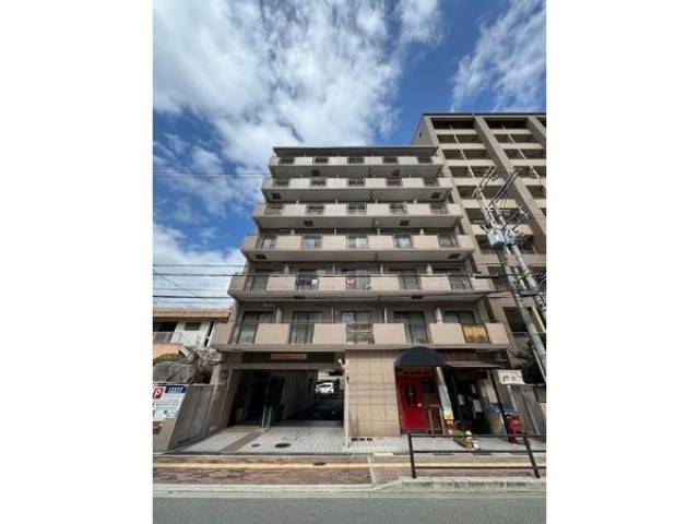 アール江坂外観写真1