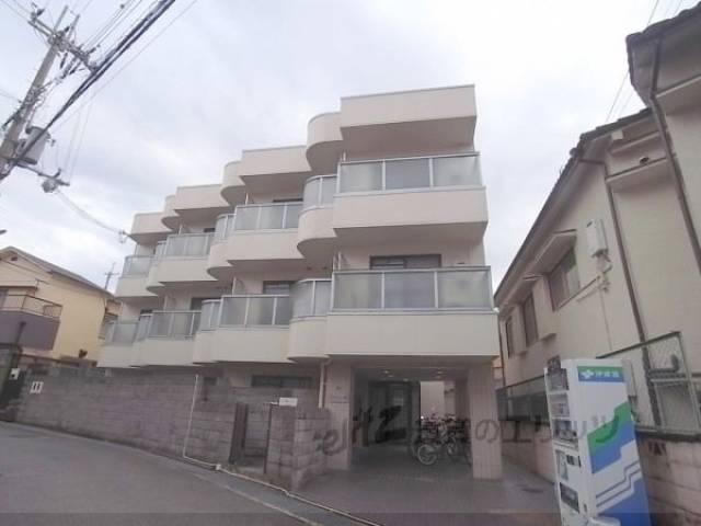アンフィニィ・真上外観写真2