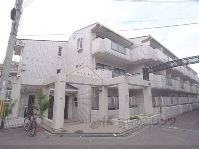 ホワイトプラザ外観写真2
