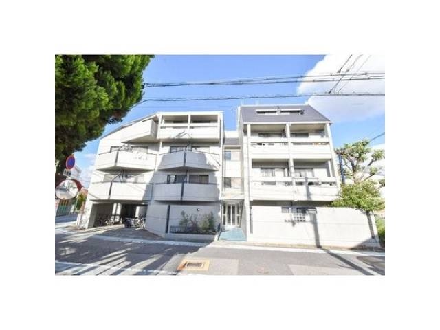 メゾン・ド・ロペ外観写真1