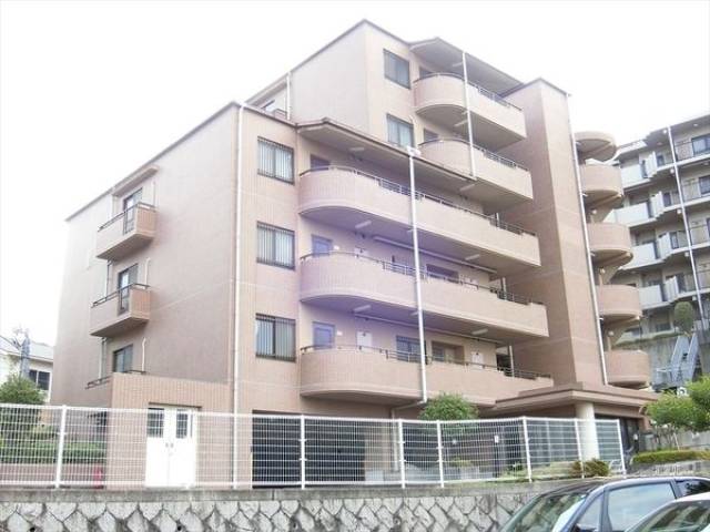 ラフィーネ高塚外観写真1