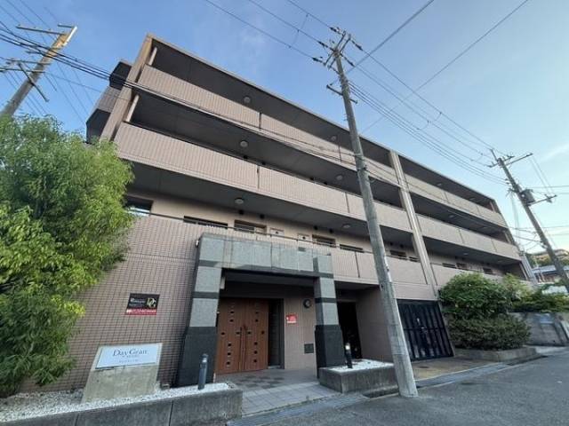 デイグラン千里外観写真3