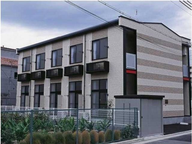 レオパレスパレス三島外観写真1