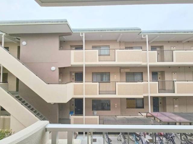 エミネンス千里外観写真3