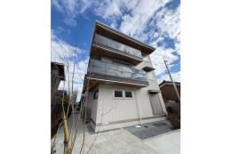 ブランノワール高槻外観写真