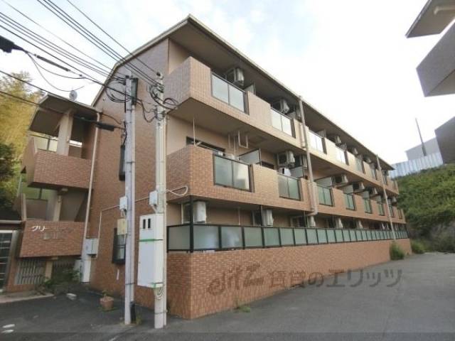 グリーンハイツ豊川I外観写真1