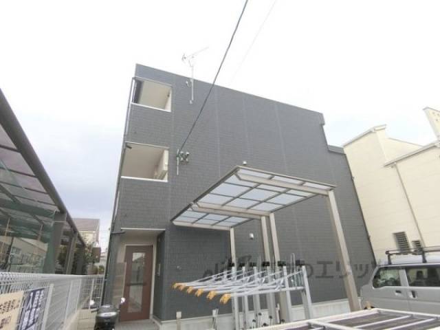 リブリ・グレンヌ外観写真1