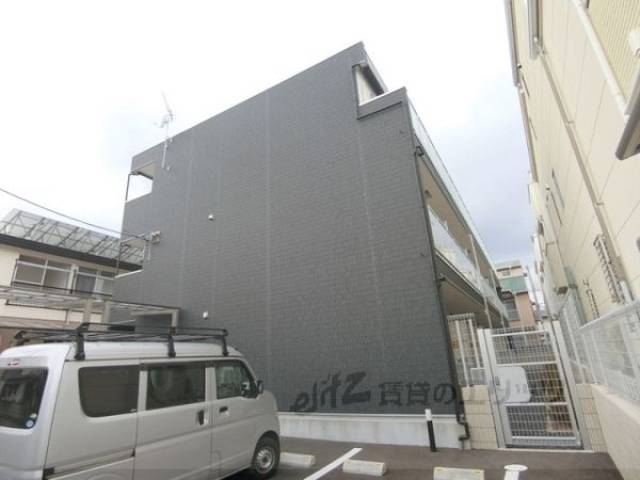 リブリ・グレンヌ外観写真2