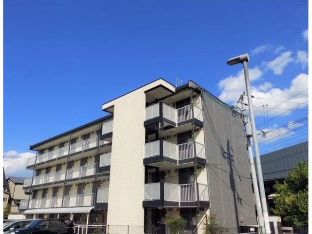 レオパレストルテュー外観写真1