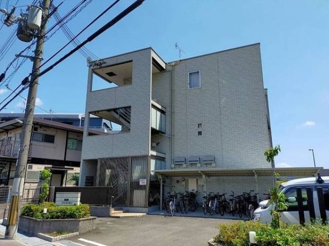 クレイノルヴェール千里丘外観写真1