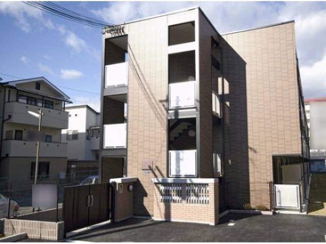 レオパレスプラスパ平田外観写真1