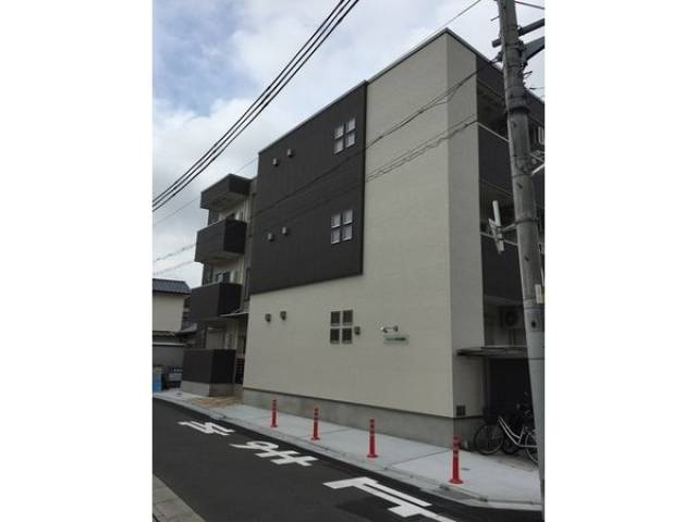 フジパレス吹田Ⅲ番館外観写真1