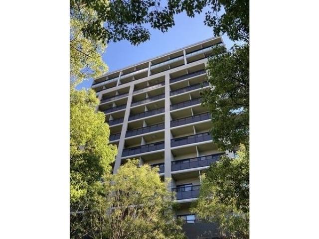 ザ・パークハビオ江坂公園外観写真3