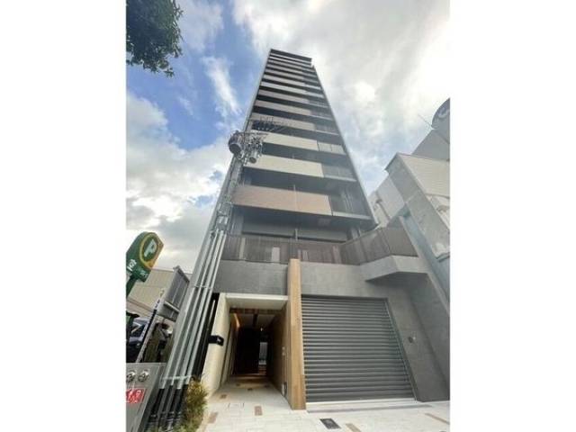 コンフォリア新梅田外観写真1