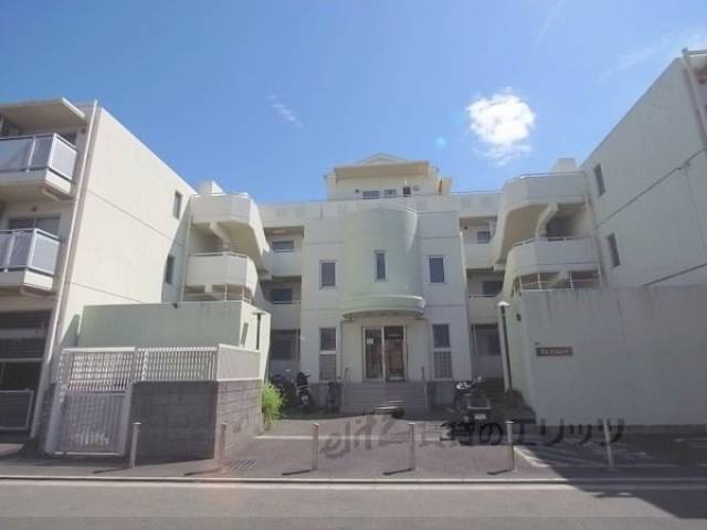 Ｔ’Ｓコート外観写真2