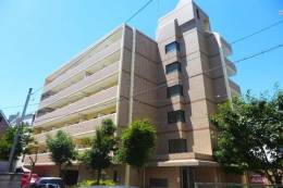 ジュネス高槻外観写真