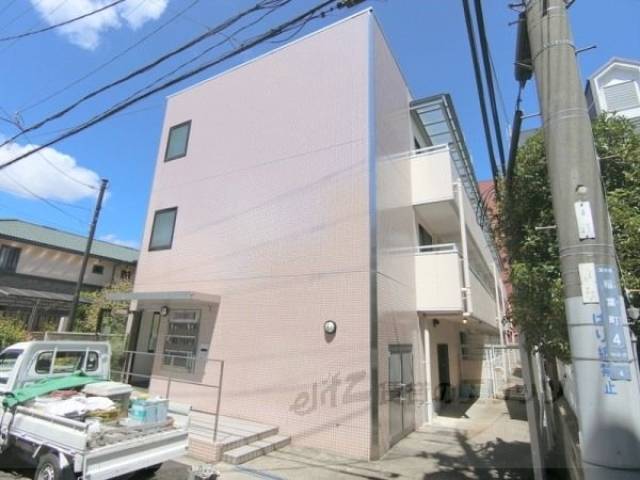 イーストヴィレッジ茨木外観写真1