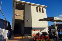 ウエストパイン外観写真