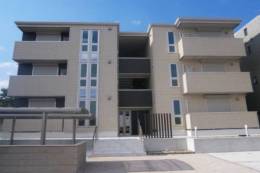 ウイングヒルズ外観写真