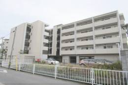 Le Vert 高槻外観写真