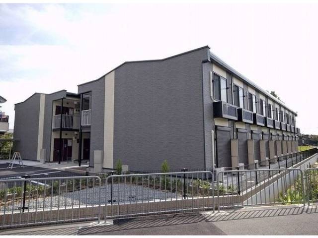 レオパレスフローラ須賀外観写真2