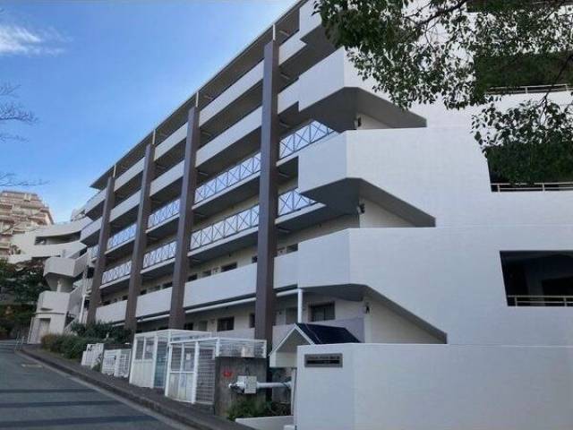 アーバンパーク緑地公園外観写真3