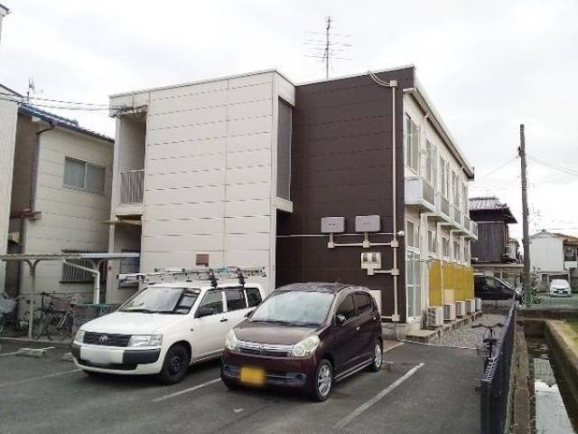 レオパレスＫＹ外観写真1