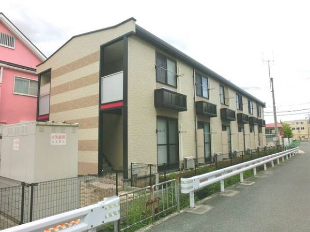 レオパレスシュッドエコール外観写真1