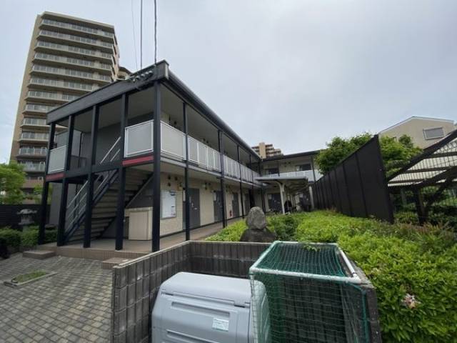 レオパレスビアンコ外観写真1