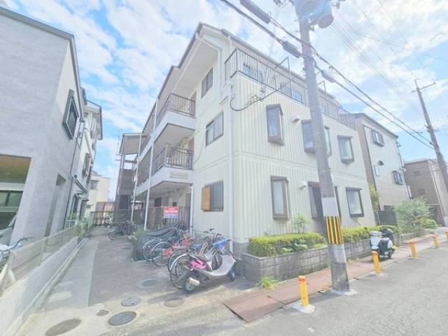 フルールハイツ外観写真1