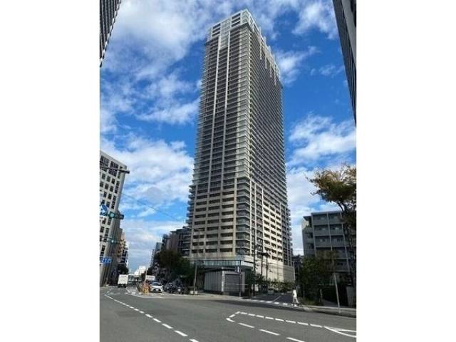 ブランズタワー梅田North外観写真1