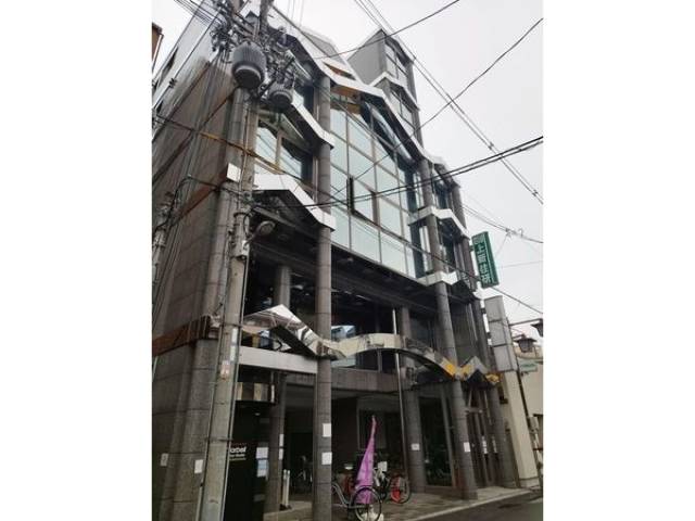 上新ビル上新庄外観写真1