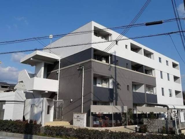 グランデアルベロ外観写真1